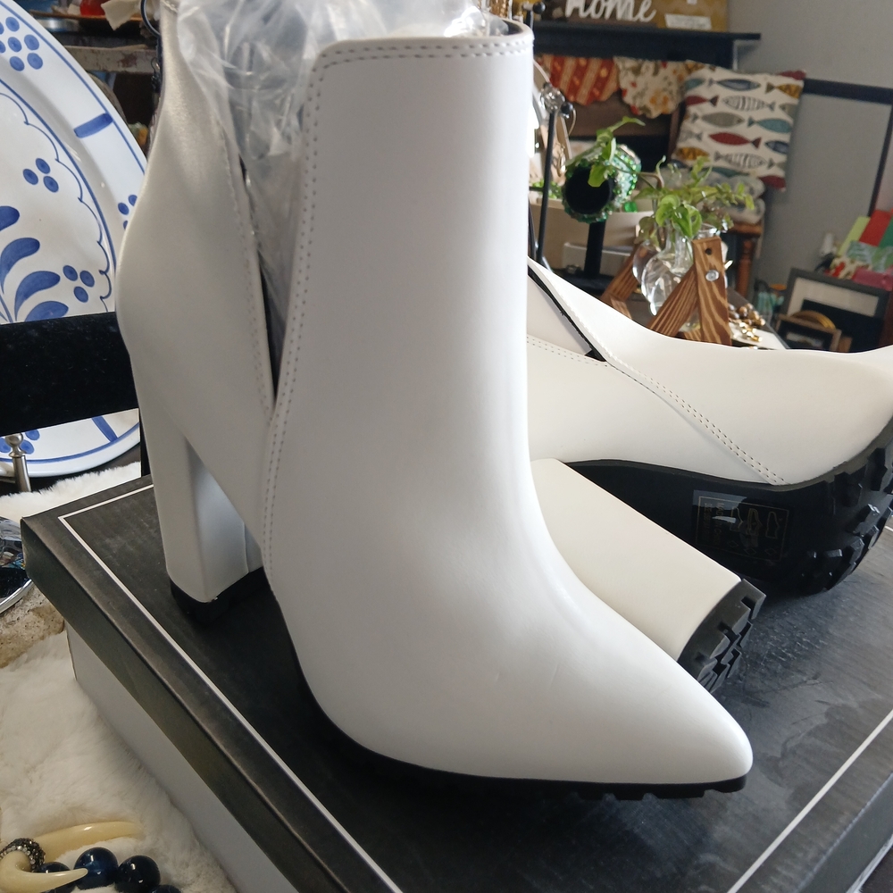 Cupid White Heeled Ankle Boots